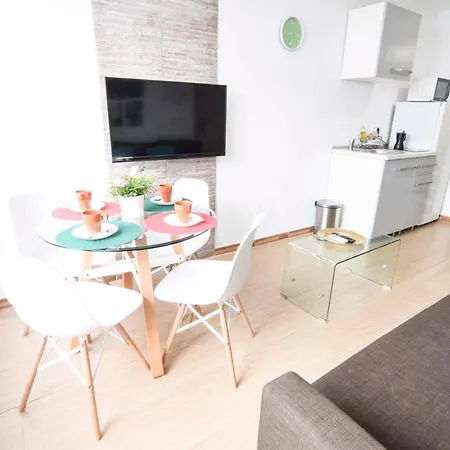 Letmalaga Nuno Gomez Apartment *